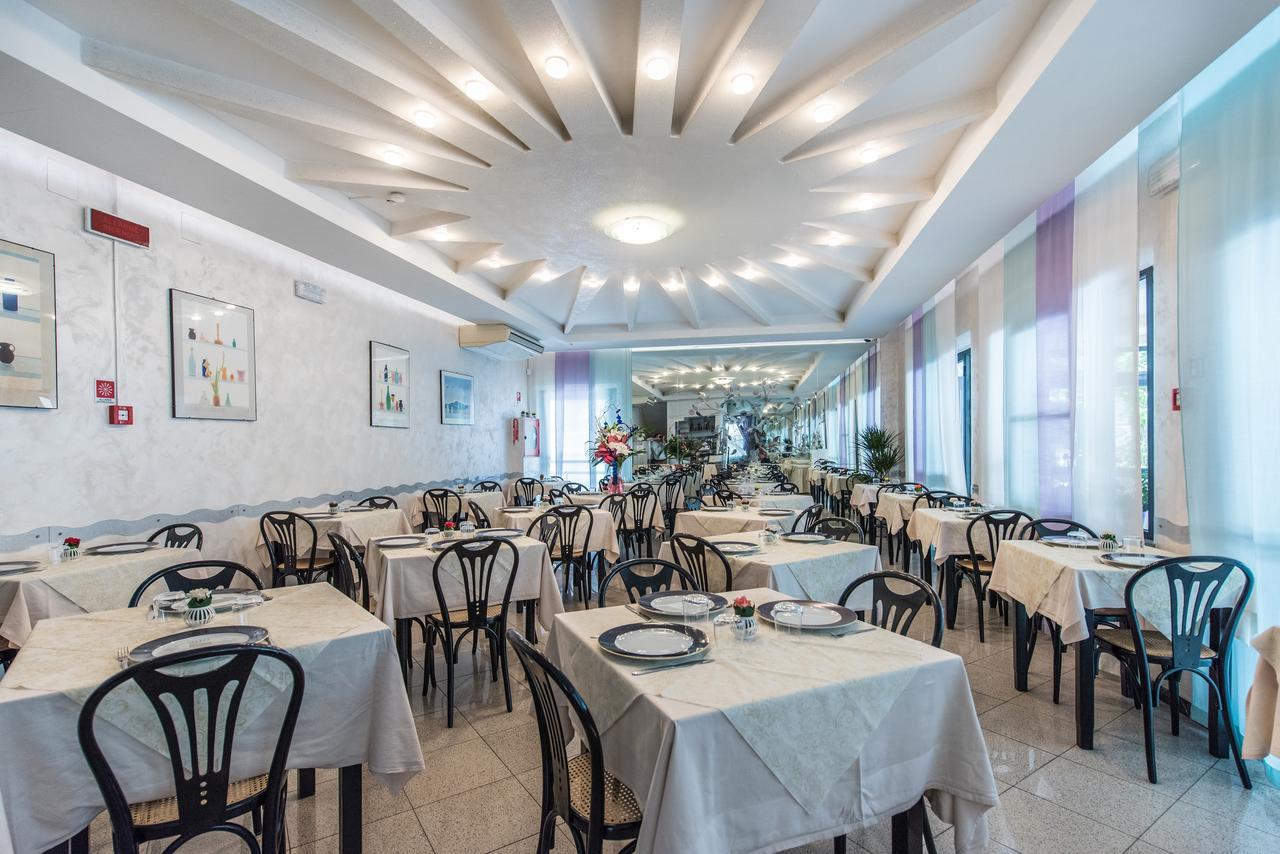 Hotel Nuovo Giardino Rimini Eksteriør bilde